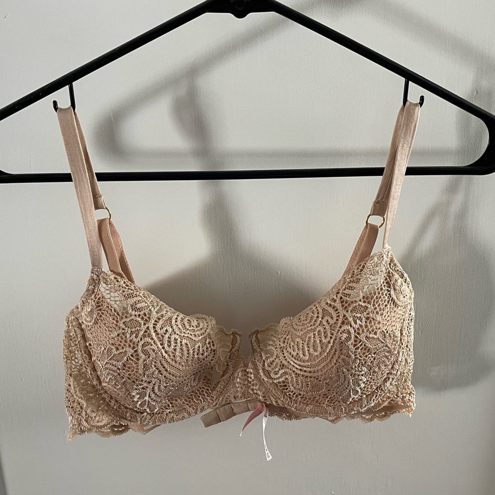 Victoria’s Secret Very Sexy Push-Up w/out Padding